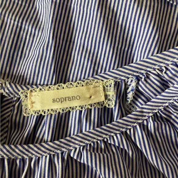 NWOT Soprano Striped Bell Sleeve Top - Picture 4 of 6